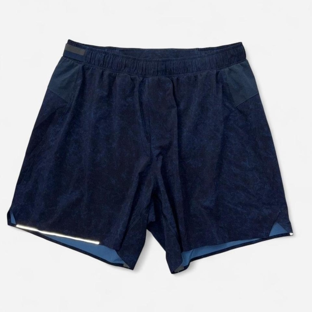 Men's Lululemon navy blue Surge shorts M. 0099